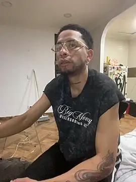 Snapshot of Rexx_Diamondd chatting on 04/14/26, 12:59 Rexx Diamondd online show from 04/14/26, 12:59