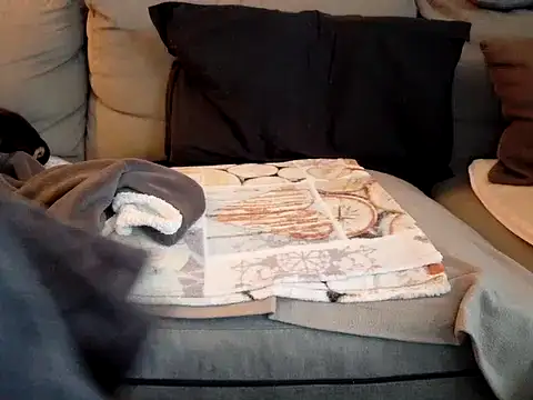 sexymilena9 online show from 04/11/26, 04:10