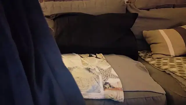 sexymilena9 online show from 03/27/26, 08:21