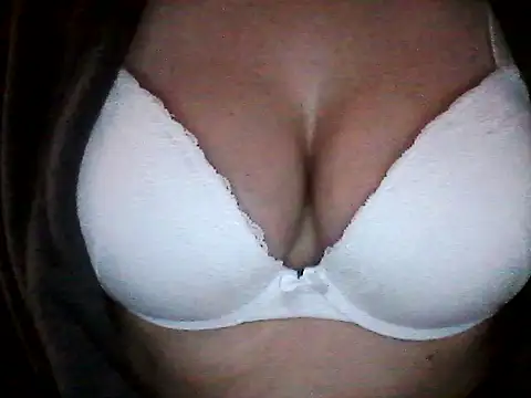 sexymilena9 online show from 01/13/26, 07:51