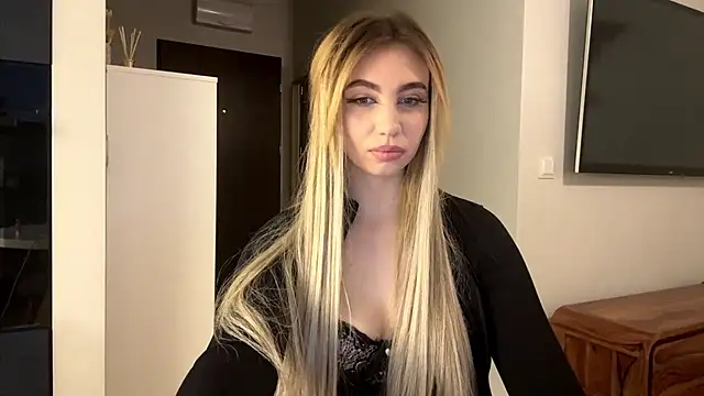 TeenLily online show from 03/26/26, 05:44