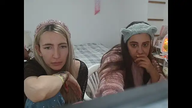 BarbieBlondieGirl online show from 01/10/26, 04:57