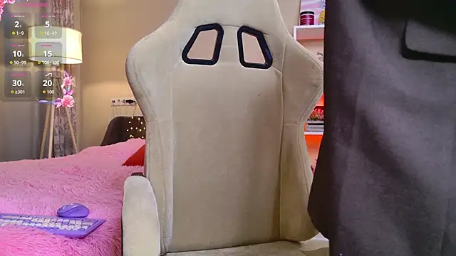 Snapshot of Mirellune chatting on 02/27/26, 08:08 Mirellune online show from 02/27/26, 08:08