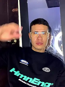 Latin Paisa Boy online show from 01/11/26, 02:40