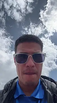 Snapshot of Latin_Paisa_Boy chatting on 02/15/26, 06:29 Latin Paisa Boy online show from 02/15/26, 06:29