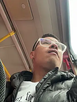 Snapshot of Latin_Paisa_Boy chatting on 02/13/26, 01:11 Latin Paisa Boy online show from 02/13/26, 01:11