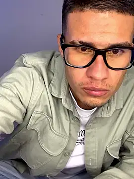 Latin Paisa Boy online show from 01/09/26, 12:06