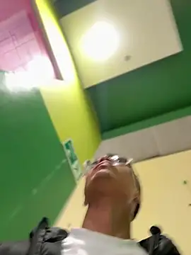 Latin Paisa Boy online show from 04/16/26, 09:39