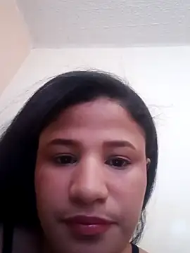 Snapshot of Lagatitafeliz chatting on 07/20/26, 01:35 Lagatitafeliz online show from 07/20/26, 01:35