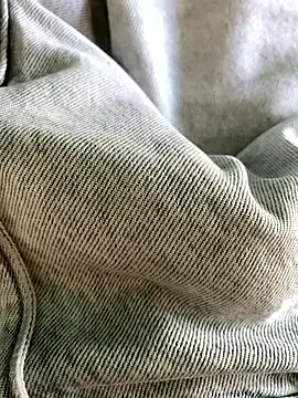 Snapshot of LittleGuy_2007 chatting on 03/03/26, 12:12 LittleGuy 2007 online show from 03/03/26, 12:12