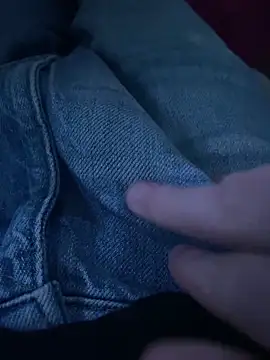 Snapshot of LittleGuy_2007 chatting on 02/22/26, 09:38 LittleGuy 2007 online show from 02/22/26, 09:38