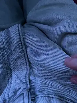 Snapshot of LittleGuy_2007 chatting on 01/12/26, 10:25 LittleGuy 2007 online show from 01/12/26, 10:25