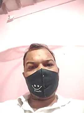 Snapshot of lookupyou chatting on 12/22/25, 02:55 lookupyou online show from 12/22/25, 02:55