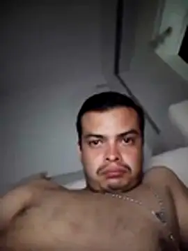 soytorres92 online show from 05/21/26, 05:49