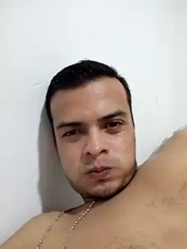 soytorres92 online show from 05/08/26, 05:11