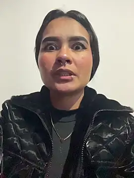 Chloe cortes online show from 05/24/26, 02:33