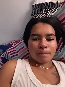 Chloe cortes online show from 05/12/26, 12:22