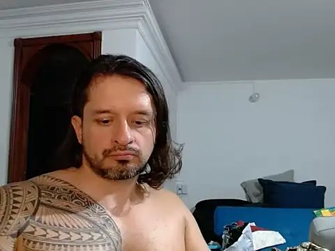 Snapshot of gonzzohunterr chatting on 03/21/26, 08:19 gonzzohunterr online show from 03/21/26, 08:19