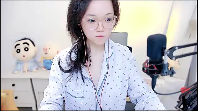 Cindy-dd online show from 04/22/26, 07:04