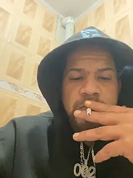 Snapshot of Dominicanobb chatting on 02/04/26, 05:02 Dominicanobb online show from 02/04/26, 05:02