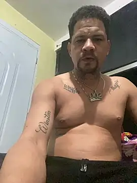 Snapshot of Dominicanobb chatting on 02/20/26, 06:26 Dominicanobb online show from 02/20/26, 06:26