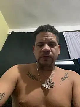 Snapshot of Dominicanobb chatting on 02/28/26, 06:24 Dominicanobb online show from 02/28/26, 06:24