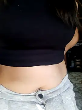 Snapshot of oh-july chatting on 02/24/26, 01:17 oh-july online show from 02/24/26, 01:17