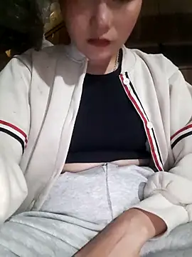 Snapshot of oh-july chatting on 03/04/26, 03:58 oh-july online show from 03/04/26, 03:58