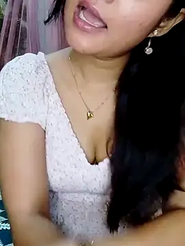 Saumyy online show from 04/23/26, 09:38