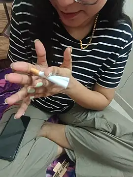 Snapshot of geetanjali_singh chatting on 02/26/26, 07:47 geetanjali singh online show from 02/26/26, 07:47