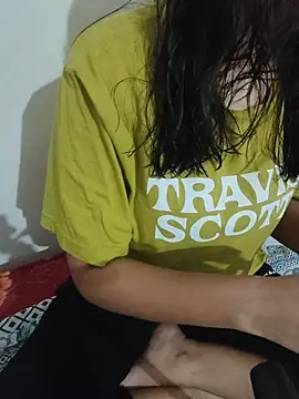 Snapshot of geetanjali_singh chatting on 02/01/26, 12:14 geetanjali singh online show from 02/01/26, 12:14