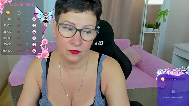 Snapshot of JennyMons chatting on 06/10/26, 08:26 JennyMons online show from 06/10/26, 08:26