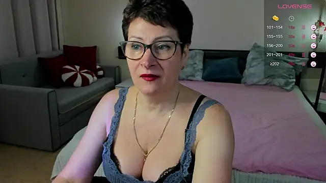 JennyMons online show from 05/19/26, 08:32