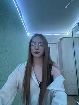 Eseniya  online show from 02/09/26, 02:04