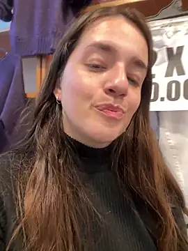 lele202526 online show from 04/10/26, 06:48