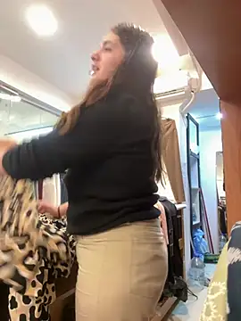 lele202526 online show from 04/14/26, 06:24