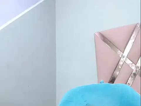 latina ts july online show from 02/20/26, 07:32