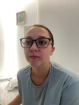 heizelll online show from 05/06/26, 03:16