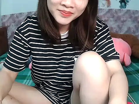 Snapshot of hana_ssexy chatting on 04/24/26, 02:41 hana ssexy online show from 04/24/26, 02:41