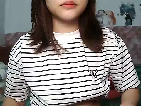 Snapshot of hana_ssexy chatting on 05/05/26, 04:21 hana ssexy online show from 05/05/26, 04:21