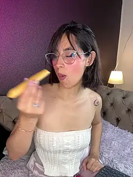 luna gv online show from 02/20/26, 10:39