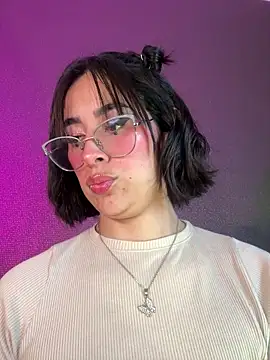 luna gv online show from 01/19/26, 10:19