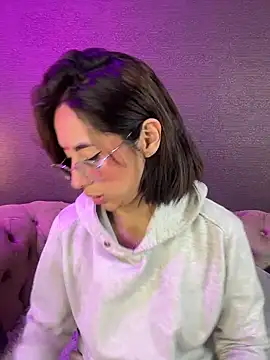 luna gv online show from 03/04/26, 10:12