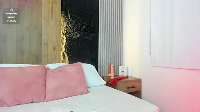 lila lain online show from 03/11/26, 02:49