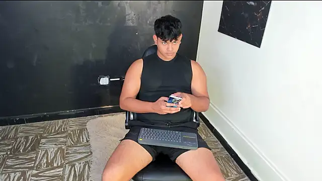 Nicole and thiago1 online show from 02/20/26, 09:06