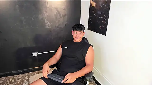 Nicole and thiago1 online show from 02/19/26, 09:01