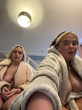 KatieCeexx online show from 01/09/26, 02:46