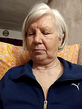 KlaudiaDarling online show from 03/28/26, 09:38