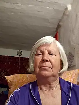 Snapshot of KlaudiaDarling chatting on 04/19/26, 06:21 KlaudiaDarling online show from 04/19/26, 06:21
