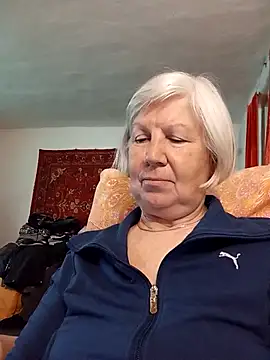 KlaudiaDarling online show from 03/27/26, 06:22